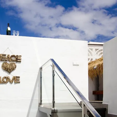 Pebbles Sea Front Daire Punta Mujeres